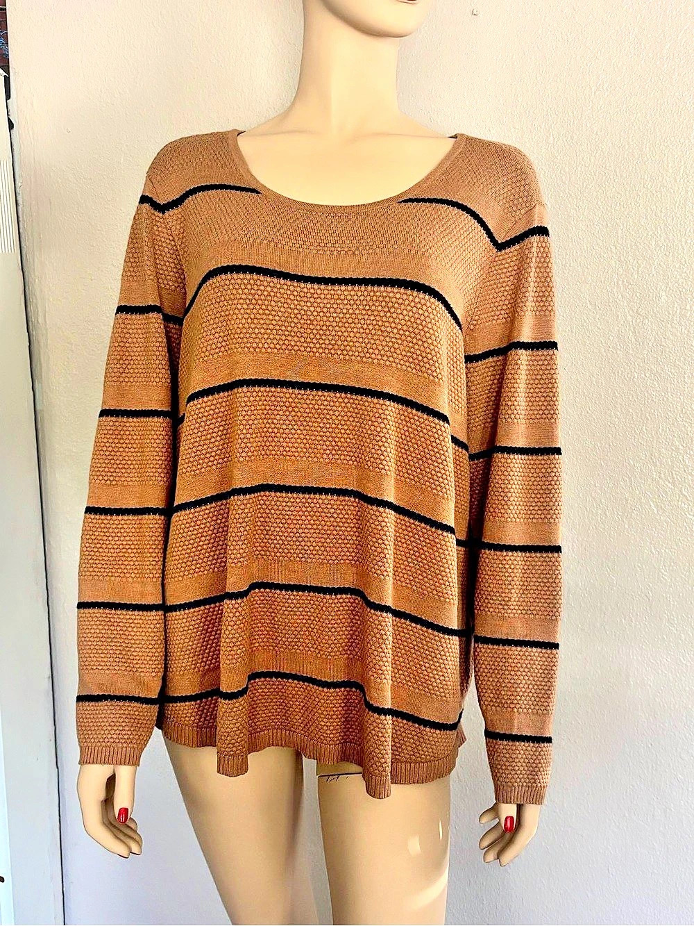 Chico's Striped black and camel tan Crew Neck Sweater size 3 ( XL -16) Like New